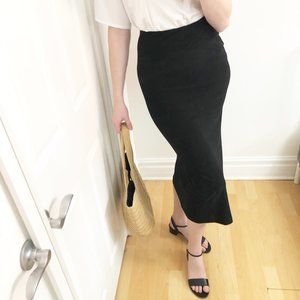 Muriel Dombret High Waisted Stretchy Midi Skirt